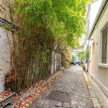 A Paradise Of Calm And Charm * Paris